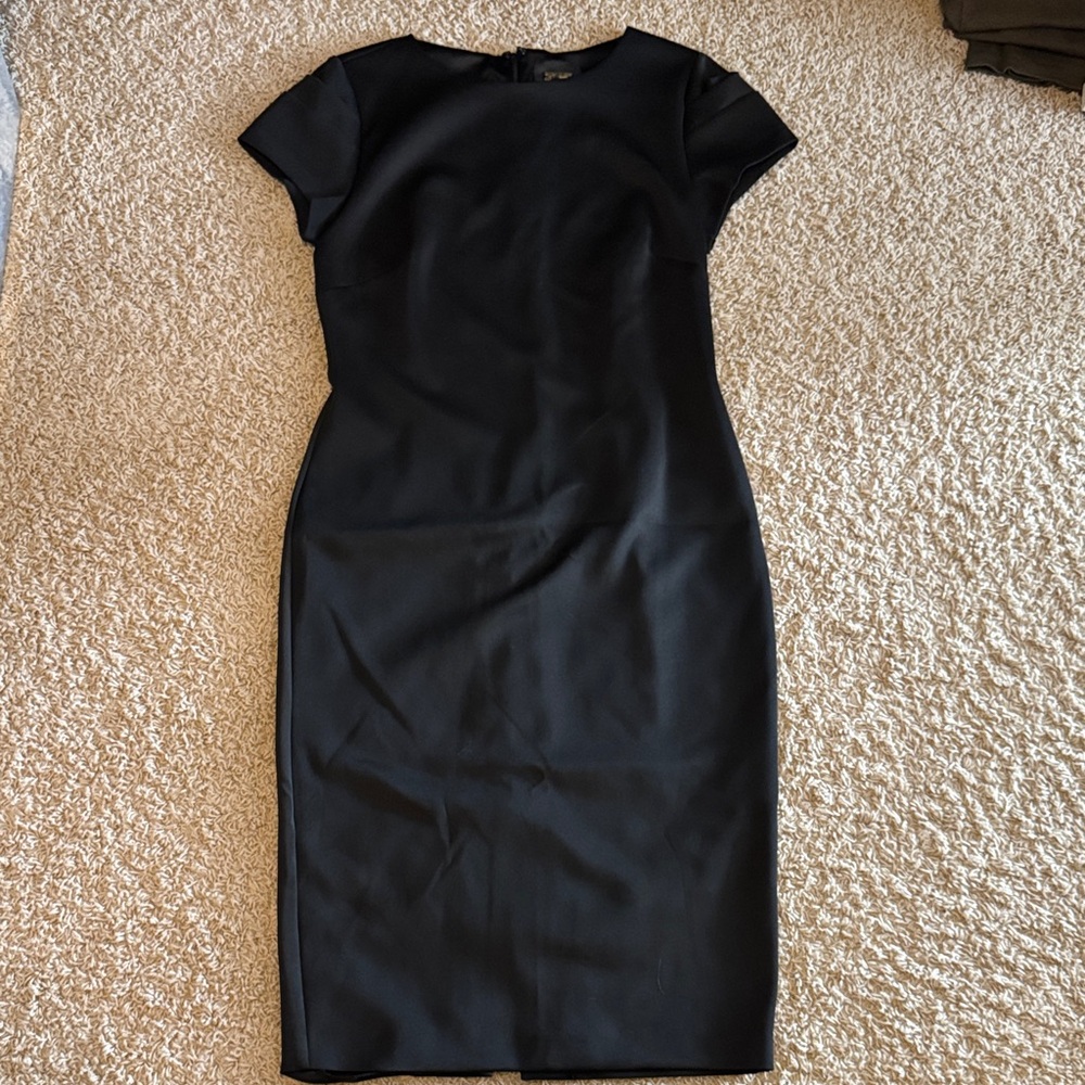 Alexia Admor Classic Black Midi Dress